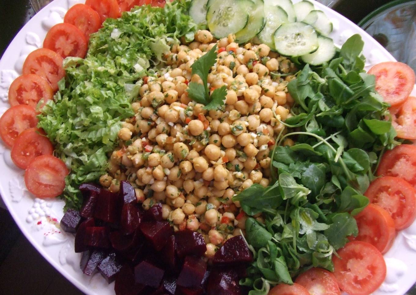 Ensalada veraniega de garbanzos con vinagreta