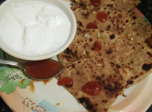 A picture of Stuffed Gobi Paratha.