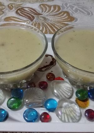 A picture of Italian mushroom soup.