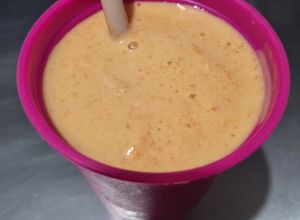 Una foto de Smoothie para desayuno (Papaya, mango y plátano)