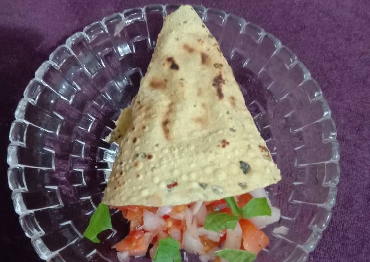 Step-by-Step Guide to Prepare Quick Papad cone chat