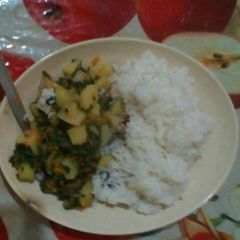 A picture of Rice and potatoes stew.