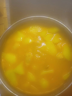 Una foto de Guiso de patatas con salchichas