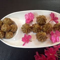 A picture of Dry Fruits Ladoo and Modak.