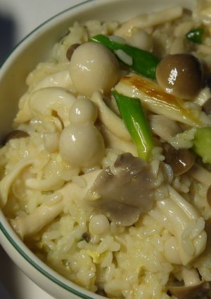 【料亭和露】百菇燉飯 的食譜成品照片