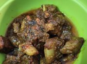 Gambar daging babi kelapa