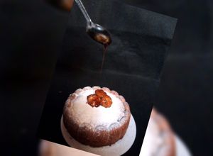 Una foto de Una torta de banano 🍌y coco 🥥 sabrosita sabrosita 🤤😘👌