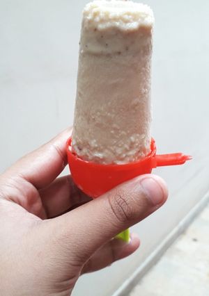 A picture of Mawa coconut and almond qulfi.