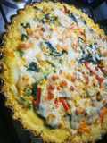 Tarta de verduras con masa de coliflor