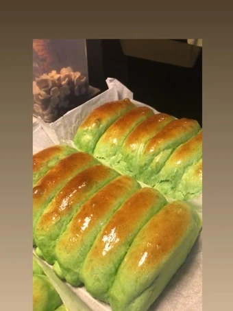 Langkah Mudah untuk Membikin Resep Roti sisir pandan yang  Bikin Ketagihan Anti Ribet, Mantap