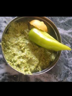 કાચી કેરી કોથમીર ચટણી (Raw Mango Coriander Chutney Recipe In Gujarati) રેસીપી મુખ્ય ફોટો