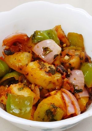 A picture of Kadhai Aloo.