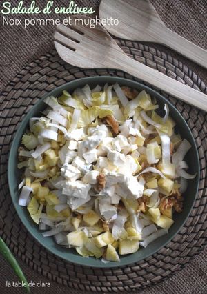 Une photo de Salade d'endives pommes noix et mughetto