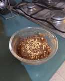 Mug cake de chocolate y maní / almendras keto