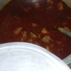A picture of Degi beefqourma.