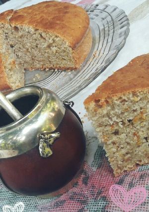 Una foto de Torta de manzana, zanahoria y especias🍏🍎