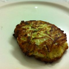 A picture of Zucchini and feta cheese fritters.