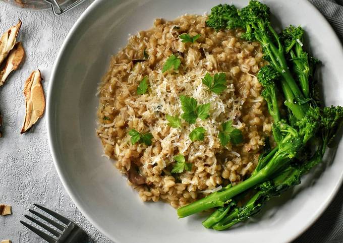 Pearl Barley Mushroom Risotto Recipe by Natalie Marten - Cookpad