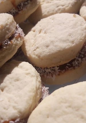 Una foto de Alfajores de Maicena, fáciles
