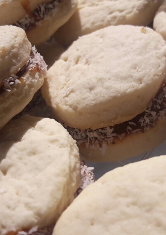 Una foto de Alfajores de Maicena, fáciles