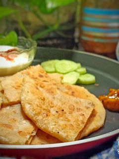 আলুর পরোটা (aloor parotha recipe in Bengali) রেসিপির প্রধান ছবি