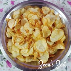 Homemade Crispy Salted Potato Chips A picture of Homemade Crispy Salted Potato Chips.