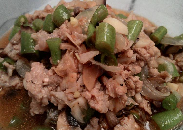 Tumis Buncis Tuna Melted with Shiitake Mushroom