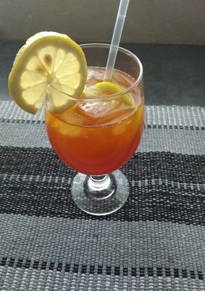 A picture of Cinnamon and Turmeric Iced tea.