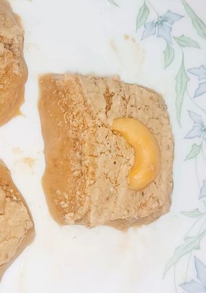 A picture of Coffee Burfi.