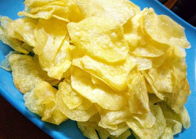 Homemade potato Crisps