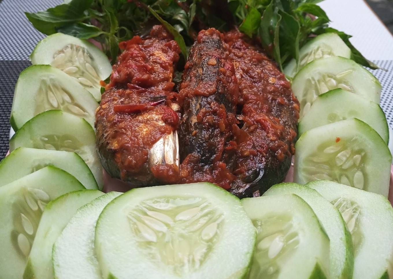 Ikan Asap Sambal Terasi
