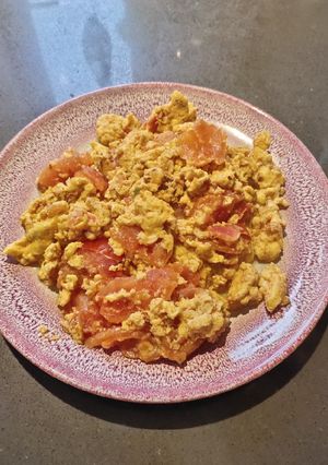 A picture of Tomato with Egg.