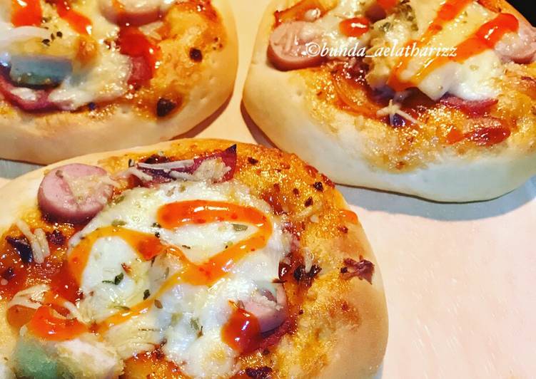 Bahan Pizza mini | Bahan Membuat Pizza mini Yang Paling Enak