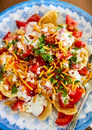 A picture of Jhatpat Cornflakes Chat Bowl.