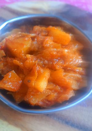 કોબીજ બટેકા નું શાક (Cabbage Bataka Shak Recipe In Gujarati) રેસીપી મુખ્ય ફોટો