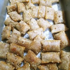 A picture of Garlic Parmesan Pizza Rolls.
