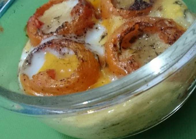 Baked Tomatoes and Eggs