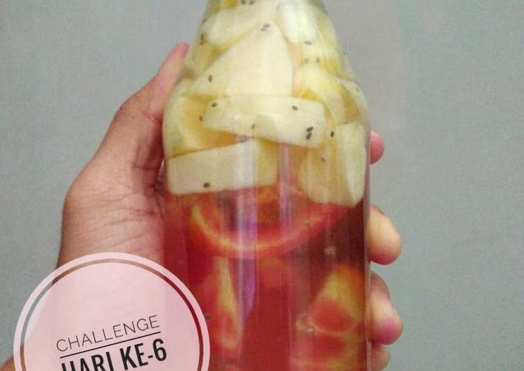 Resep: SempurnaInfused Water Apel, Tomat dan Chia Seed