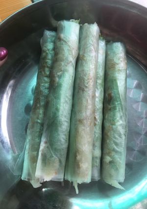 Hình của món Bò bía chay.