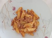 Una foto de macarrones boloñesa