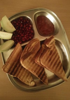 A picture of Yum sandwich.