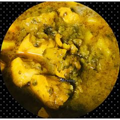 A picture of Potato chicken gravy.