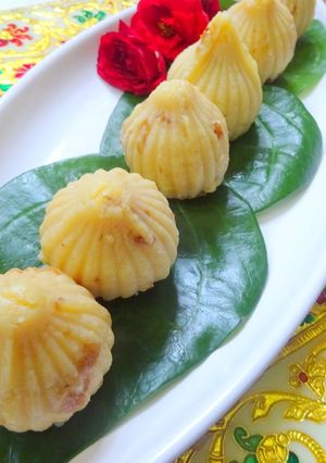 A picture of Khova Modak.