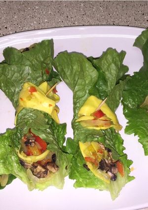 A picture of Alkaline Vegan Lettuce Wraps.