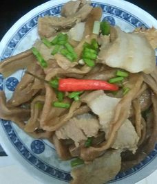 thịt ba chỉ kho củ cải