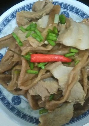 Hình của món Thịt ba rọi kho củ cải khô.