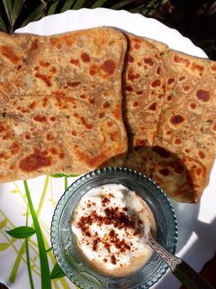 আলুর পরোটা (aloor parota recipe in Bengali) রেসিপির প্রধান ছবি