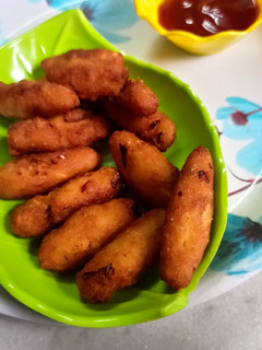 पोटैटो नगेट्स (Potato nuggets recipe in Hindi) रेसिपी मुख्य फोटो