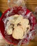 (Hart-made) Christmas cookies. 🙂🎁❄️🎉