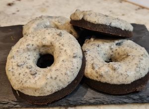 Foto principal de Donuts de Oreo al horno con 4 ingredientes